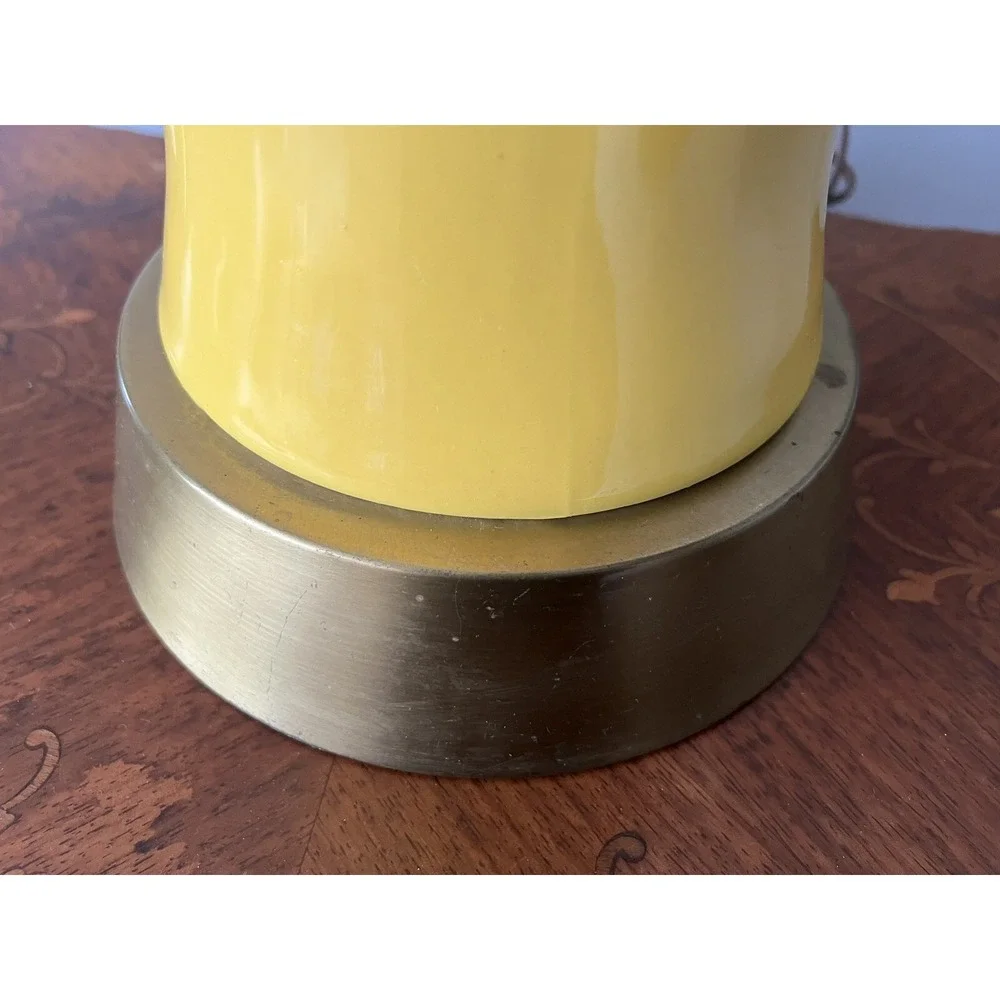 Vintage Mid Century Modern Yellow Pottery Ceramic Table Lamp 40.5